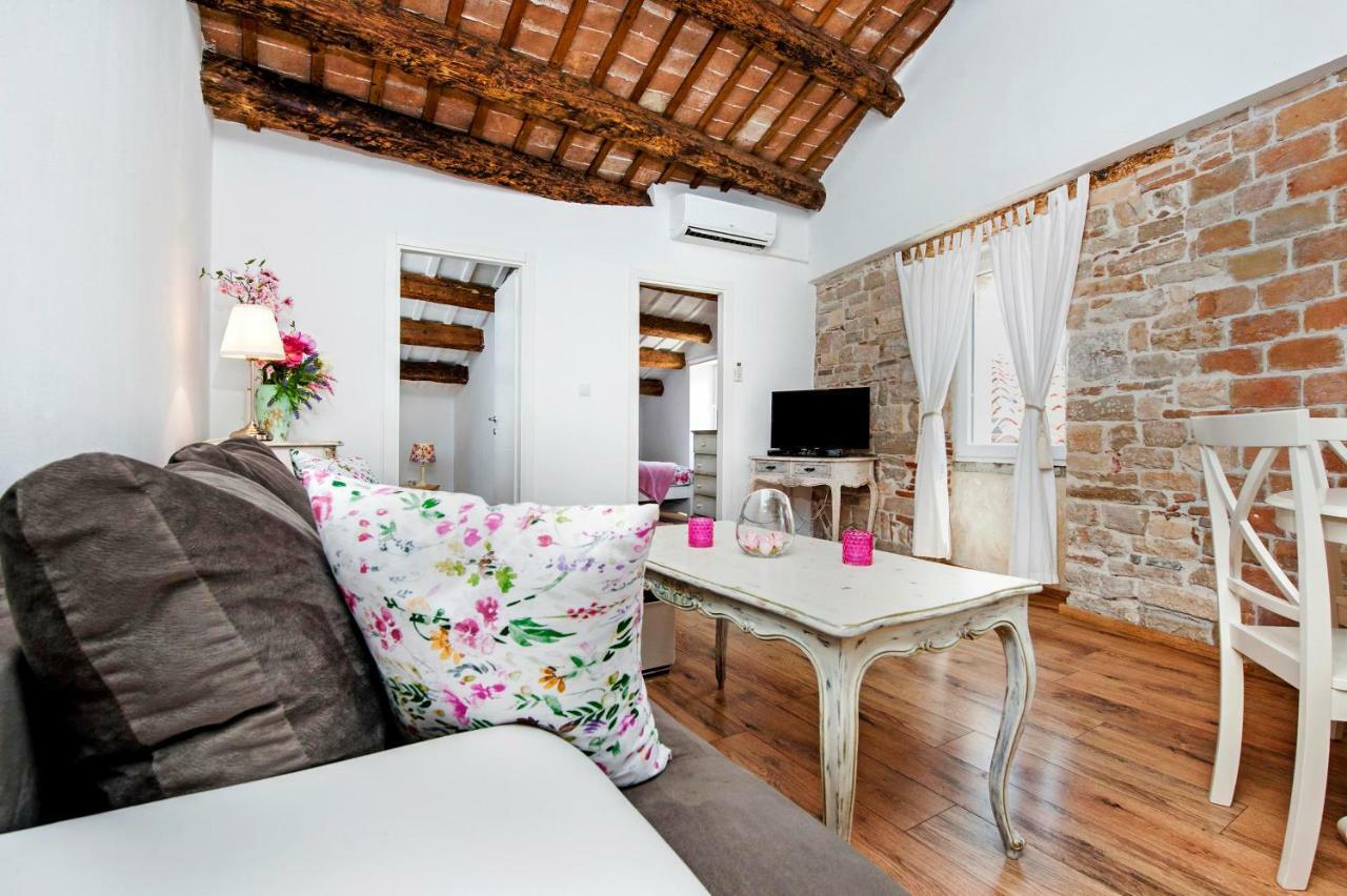 Apartment Casa Alek Rovinj Exterior photo